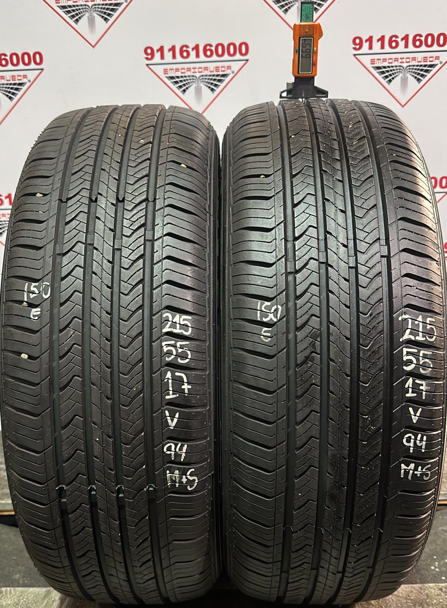 MAXXIS  USADO M+S 215/55 R17 94 V